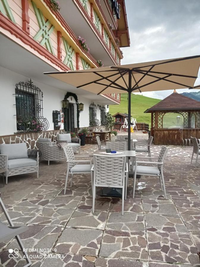 Hotel Millefiori Vigo di Fassa Bagian luar foto