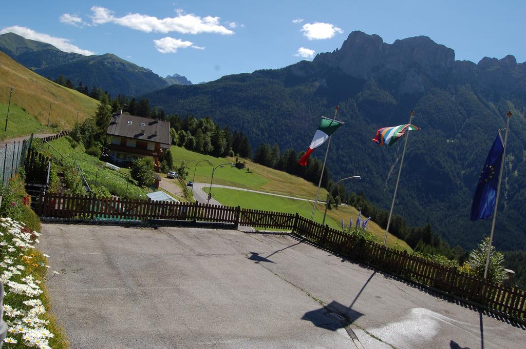 Hotel Millefiori Vigo di Fassa Bagian luar foto
